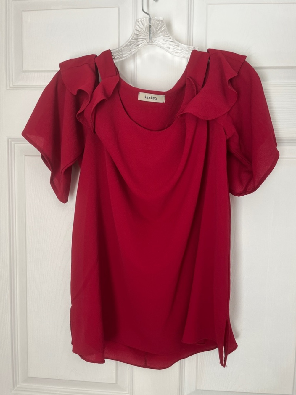 Lavish Women's L Scoop Neck Lightweight Cold Shoulder Top